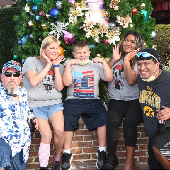 Meet your Posher, Sabrina - Picture 3 of 3